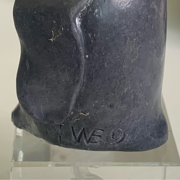 A Wolf Original Carved Resin Baby Penguin Sculpture Figurine Canada Signed 2.5" - Picture 8 of 14